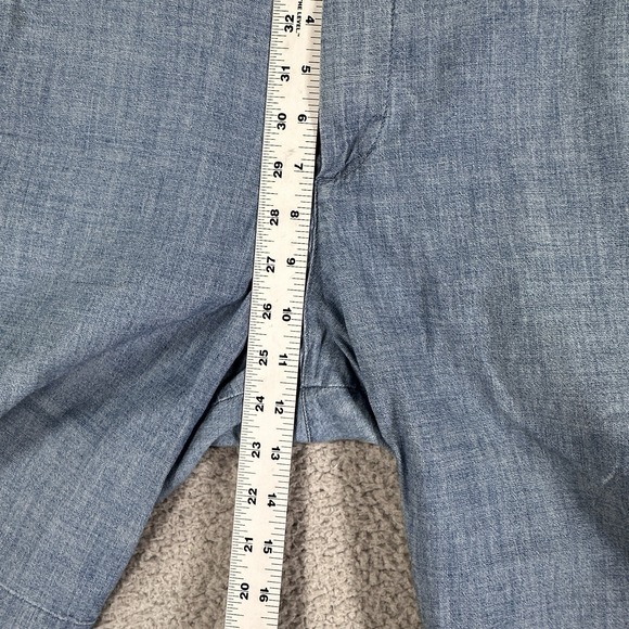 Gap Shorts Mens Size 30 Blue Essential Khaki 10" Flat Front Classic Preppy Beach - Picture 5 of 8